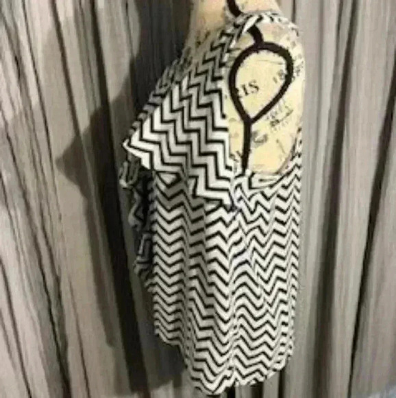 Charoltte Russe blouse, size medium - Picture 2 of 6